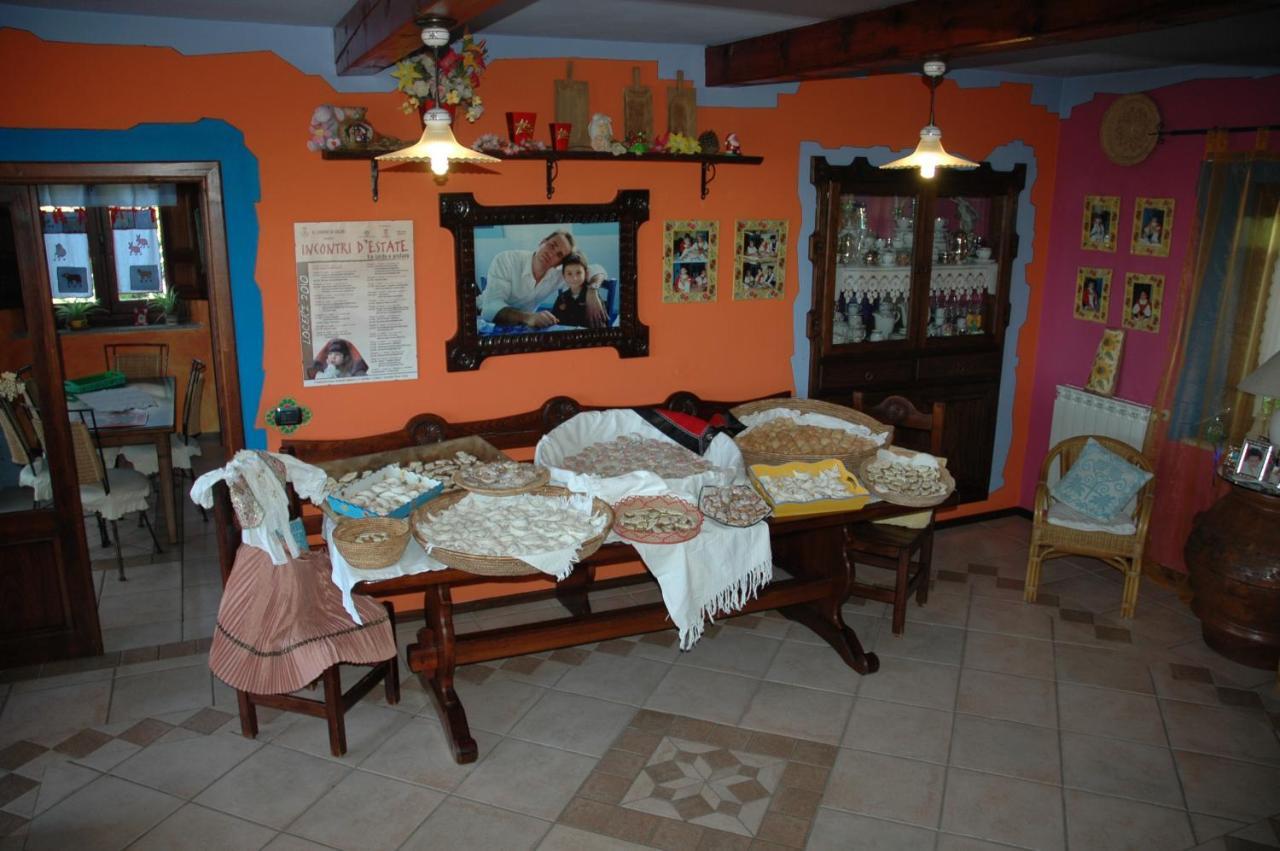 B&B Rita And Family Loceri Екстериор снимка