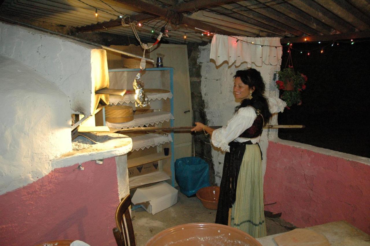 B&B Rita And Family Loceri Екстериор снимка
