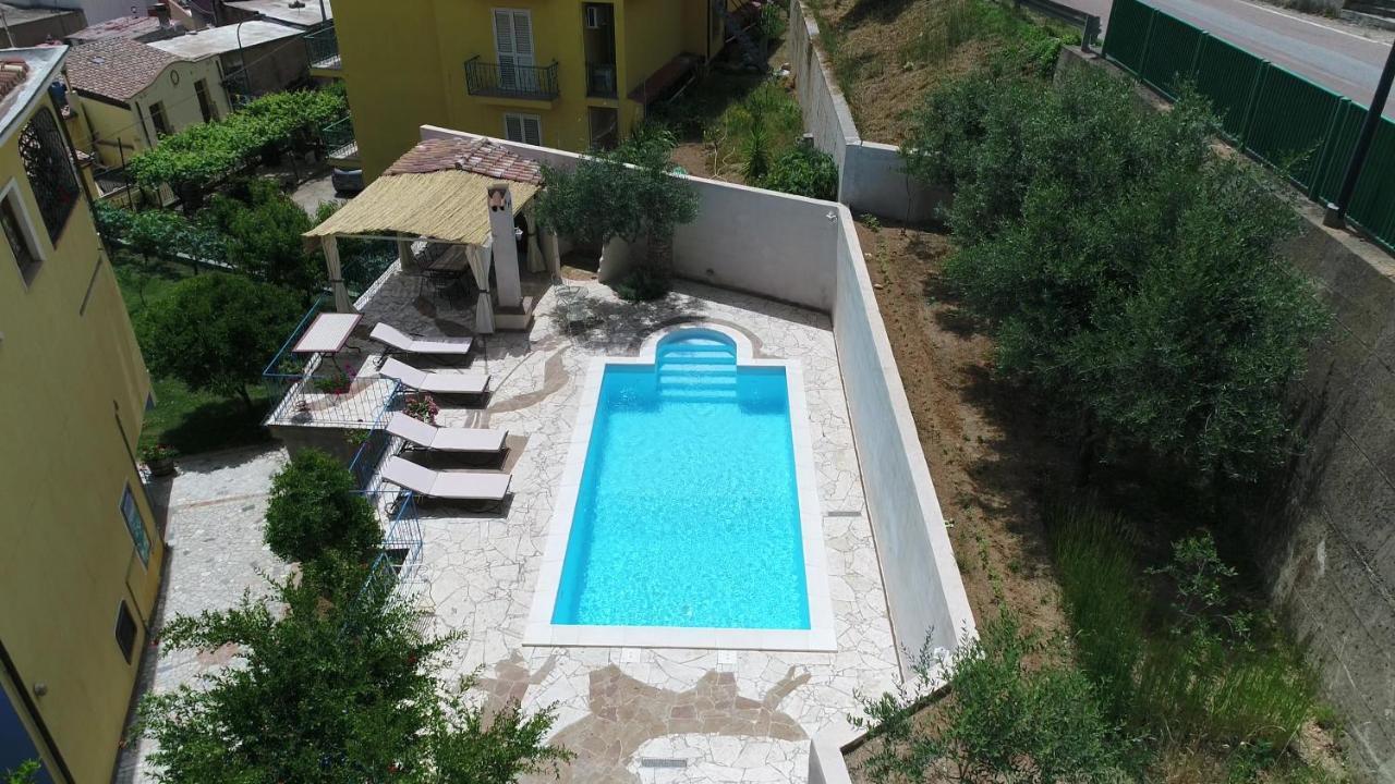 B&B Rita And Family Loceri Екстериор снимка